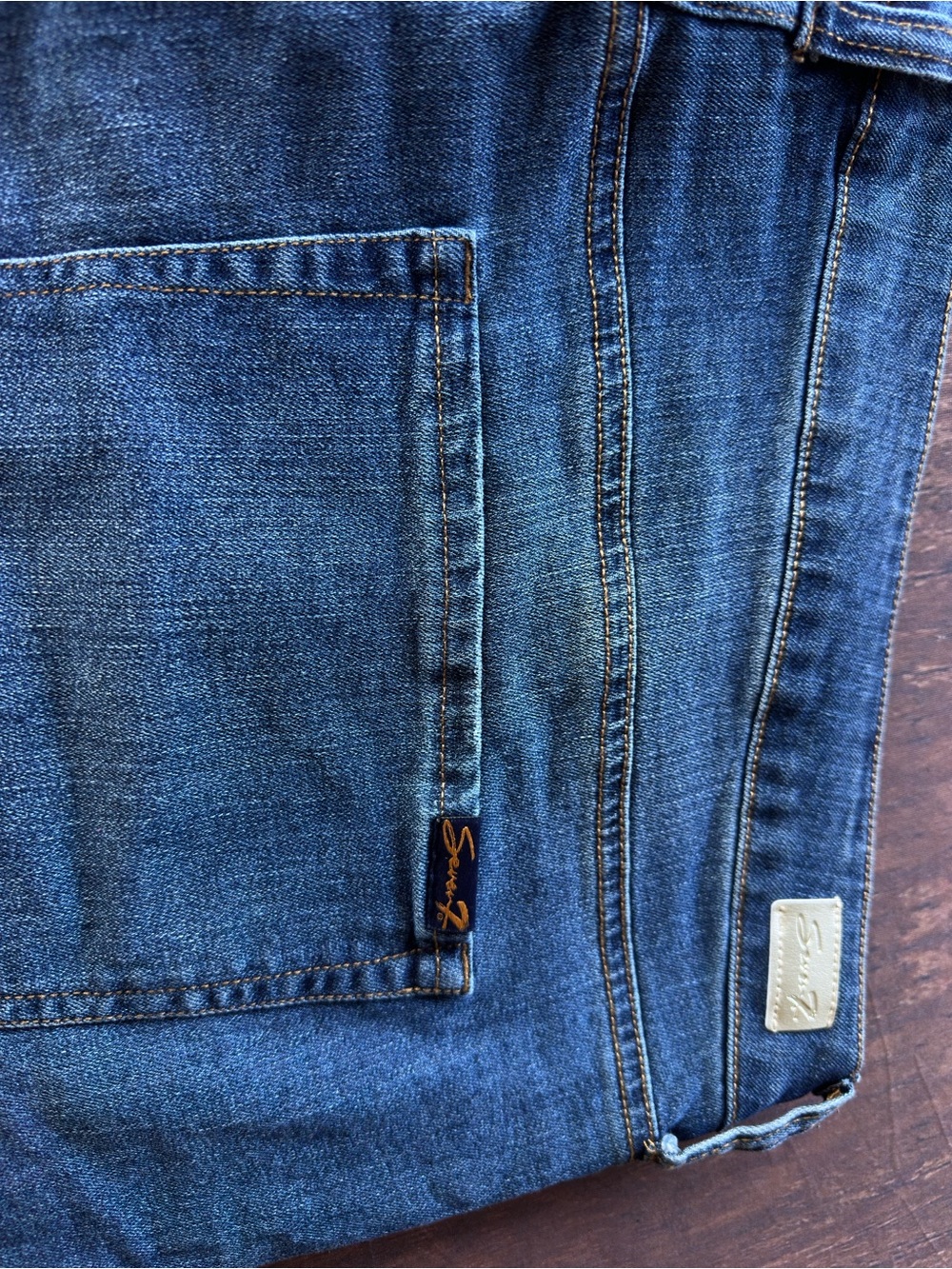 Seven7 Weekend Easy Fit Short Jeans in Dark Blue - Picture 4 of 5